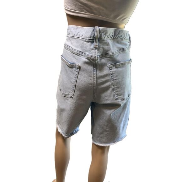 Old Navy Light Wash Distressed Frayed Hem Denim Shorts Size 36 - Picture 10 of 14